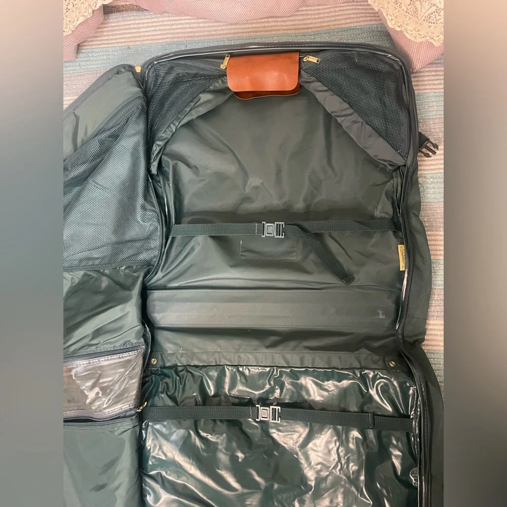 Jaguar: vintage 90s deep green wardrobe bag